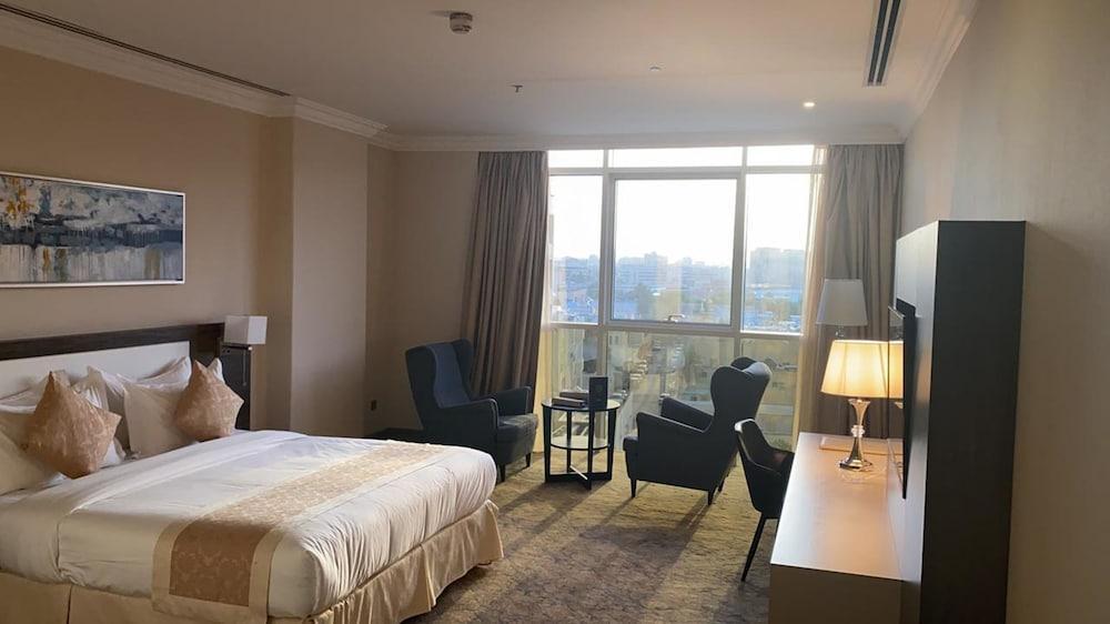Hayat Al Riyadh Hotel Exterior photo