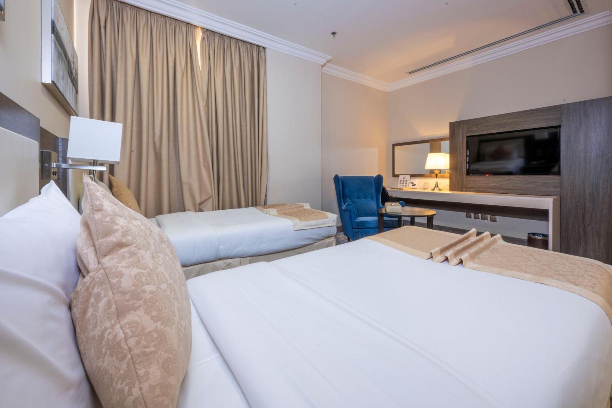 Hayat Al Riyadh Hotel Exterior photo